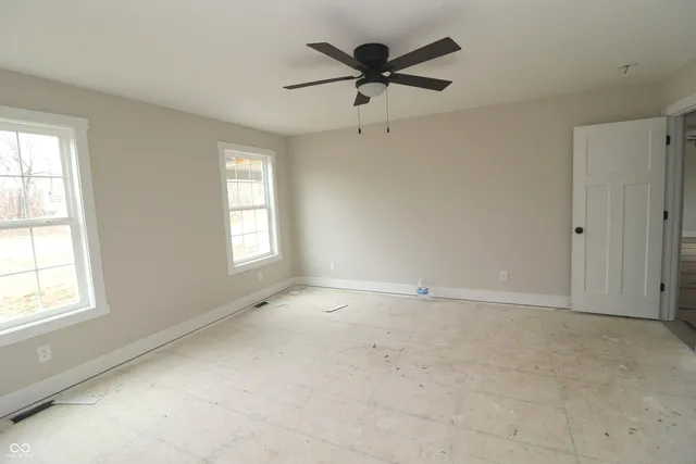 $317,900 | 1608 South Layton Station Road, Covington, IN 47932