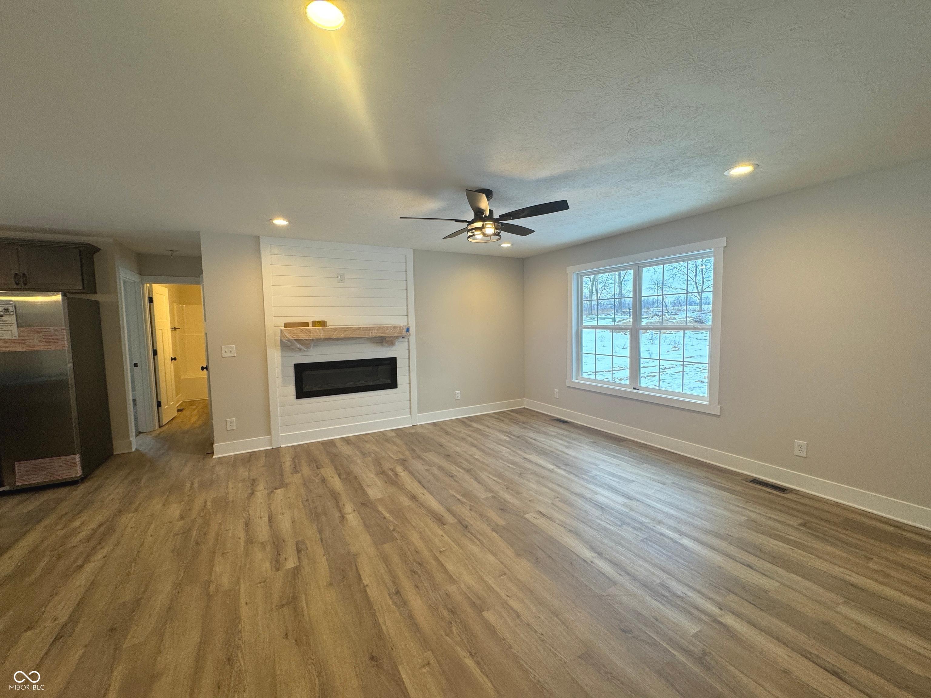 1608 South Layton Station Road Covington, IN 47932 - Photo 2 of 22
