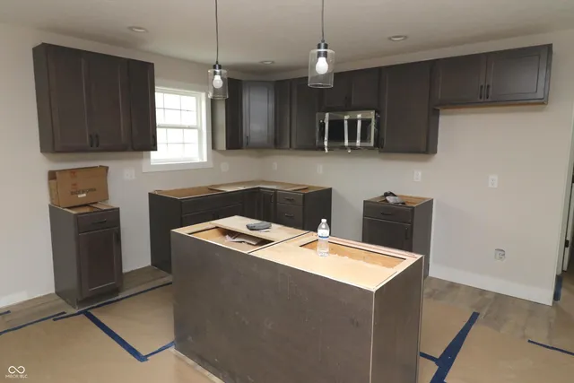 $317,900 | 1608 South Layton Station Road, Covington, IN 47932