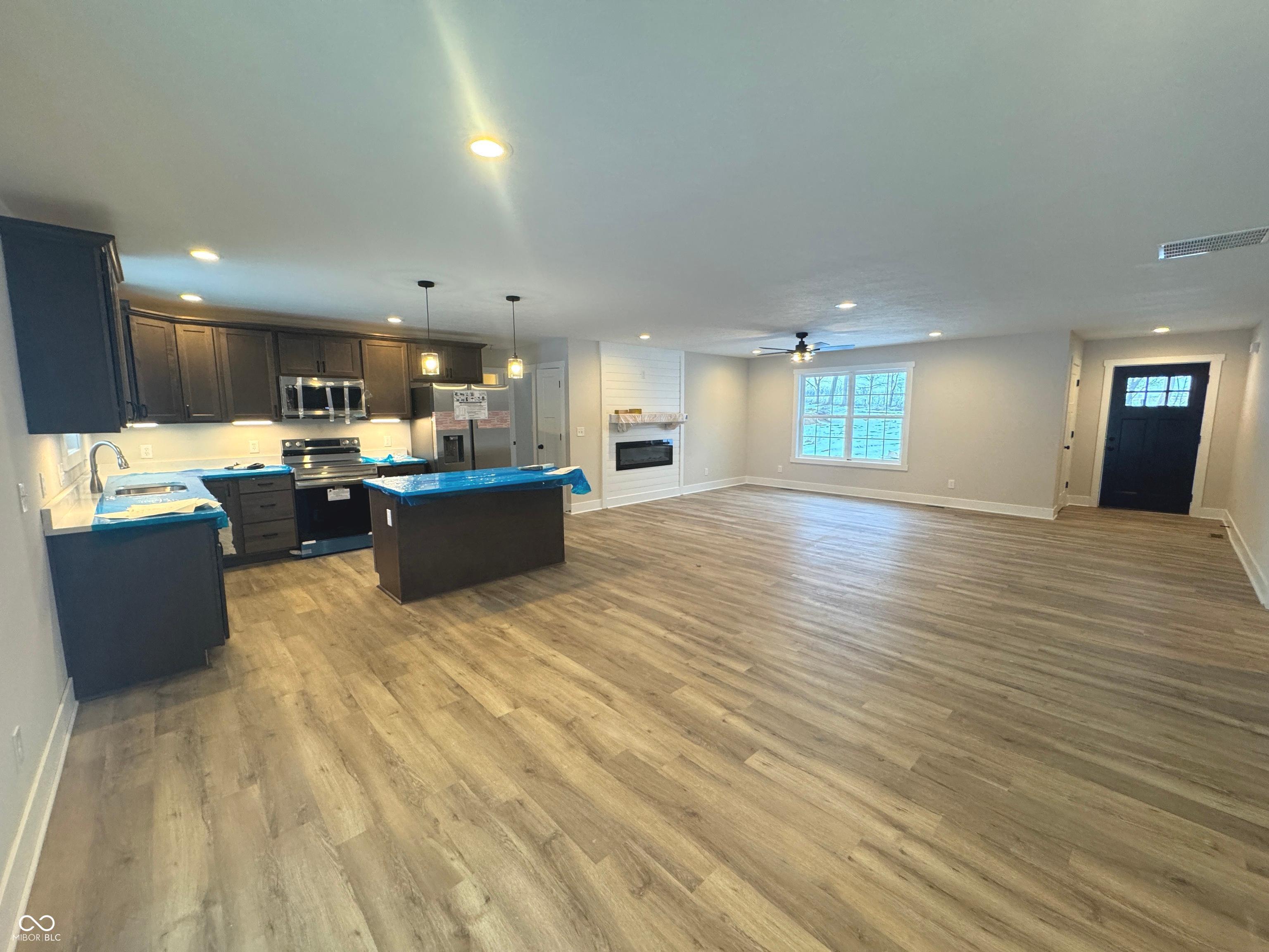 1608 South Layton Station Road Covington, IN 47932 - Photo 4 of 22