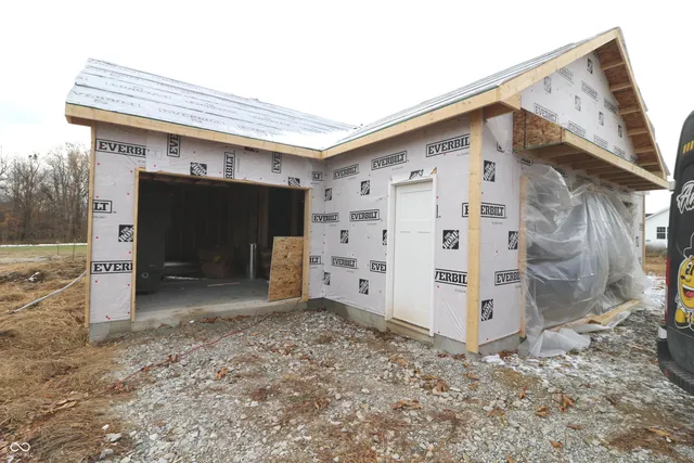 $317,900 | 1608 South Layton Station Road, Covington, IN 47932