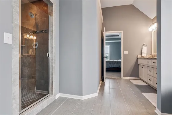 $719,900 | 18604 Mohawk Lane, Overland Park, KS 66085