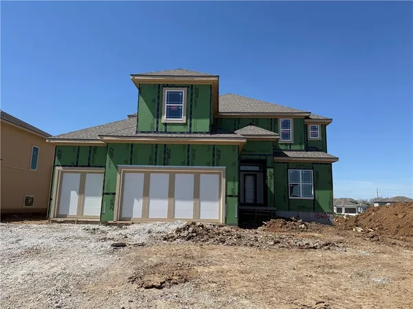 $719,900 | 18604 Mohawk Lane, Overland Park, KS 66085