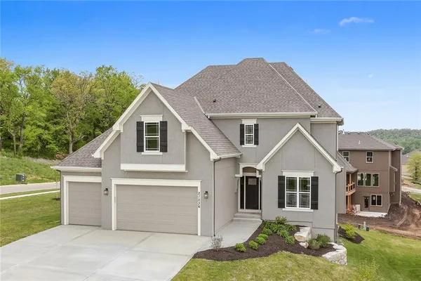 $719,900 | 18604 Mohawk Lane, Overland Park, KS 66085