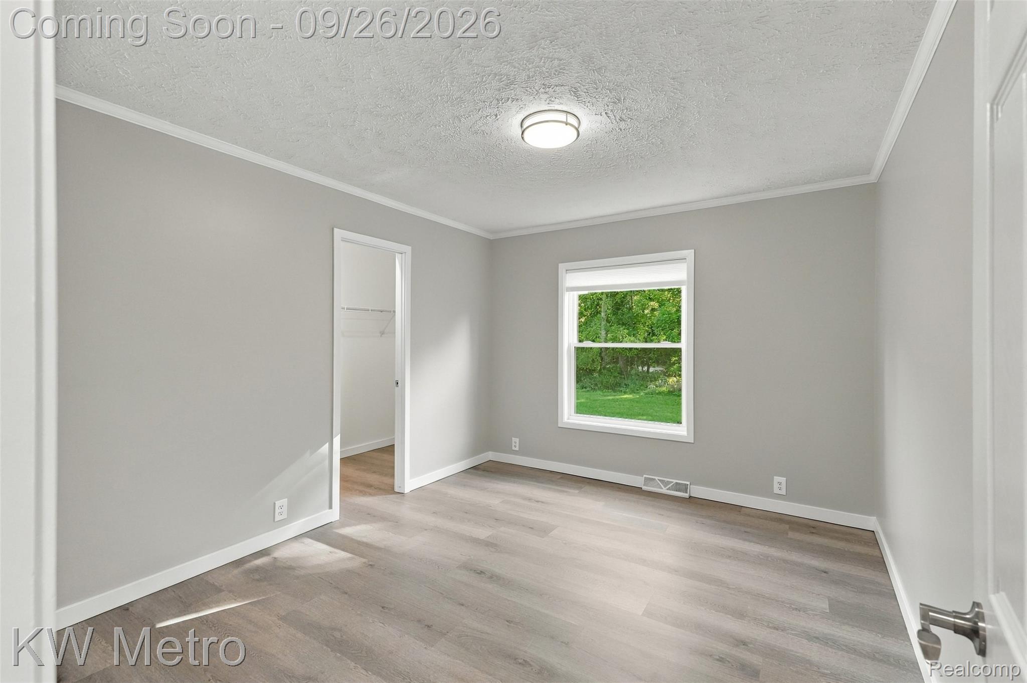 6745 Robb Road Fowlerville, MI 48836 - Photo 27 of 43 Bedroom #2 w/Walk-In Closet