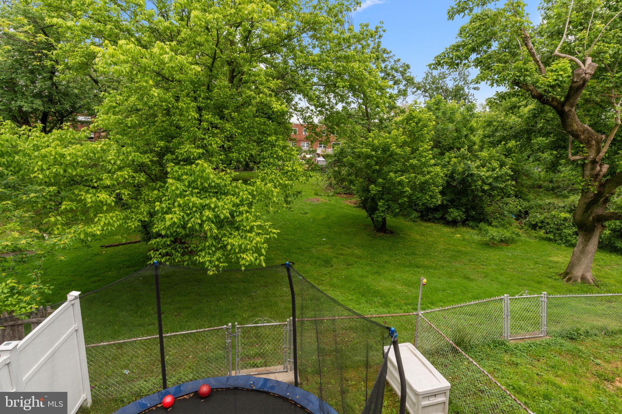 12413 Barbary Road Philadelphia, PA 19154 - Photo 21 of 29 a view of a yard from a balcony
