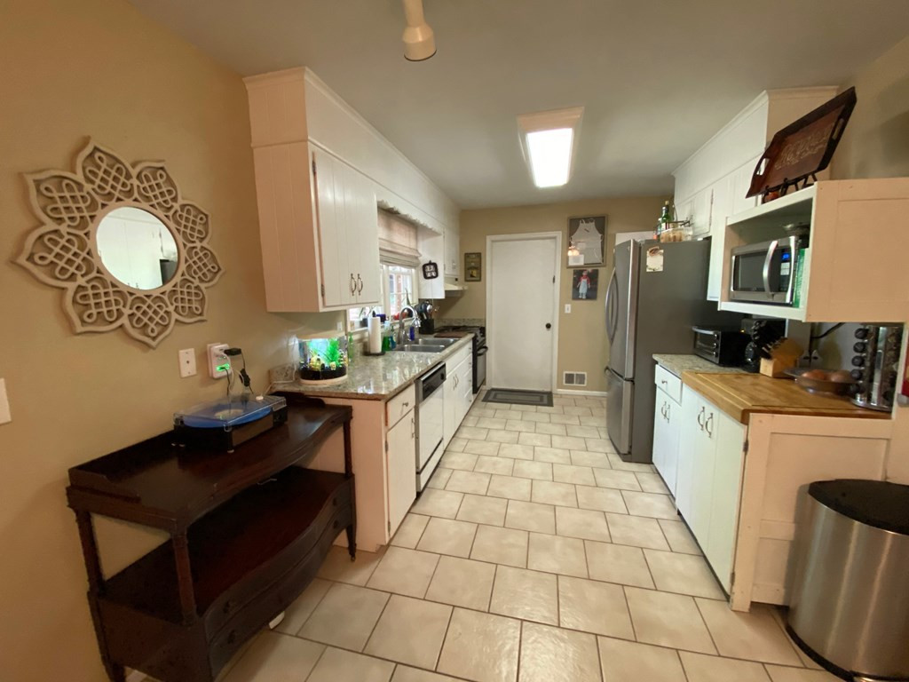 305 Kings Chapel Road Augusta, GA 30907 - Photo 13 of 43