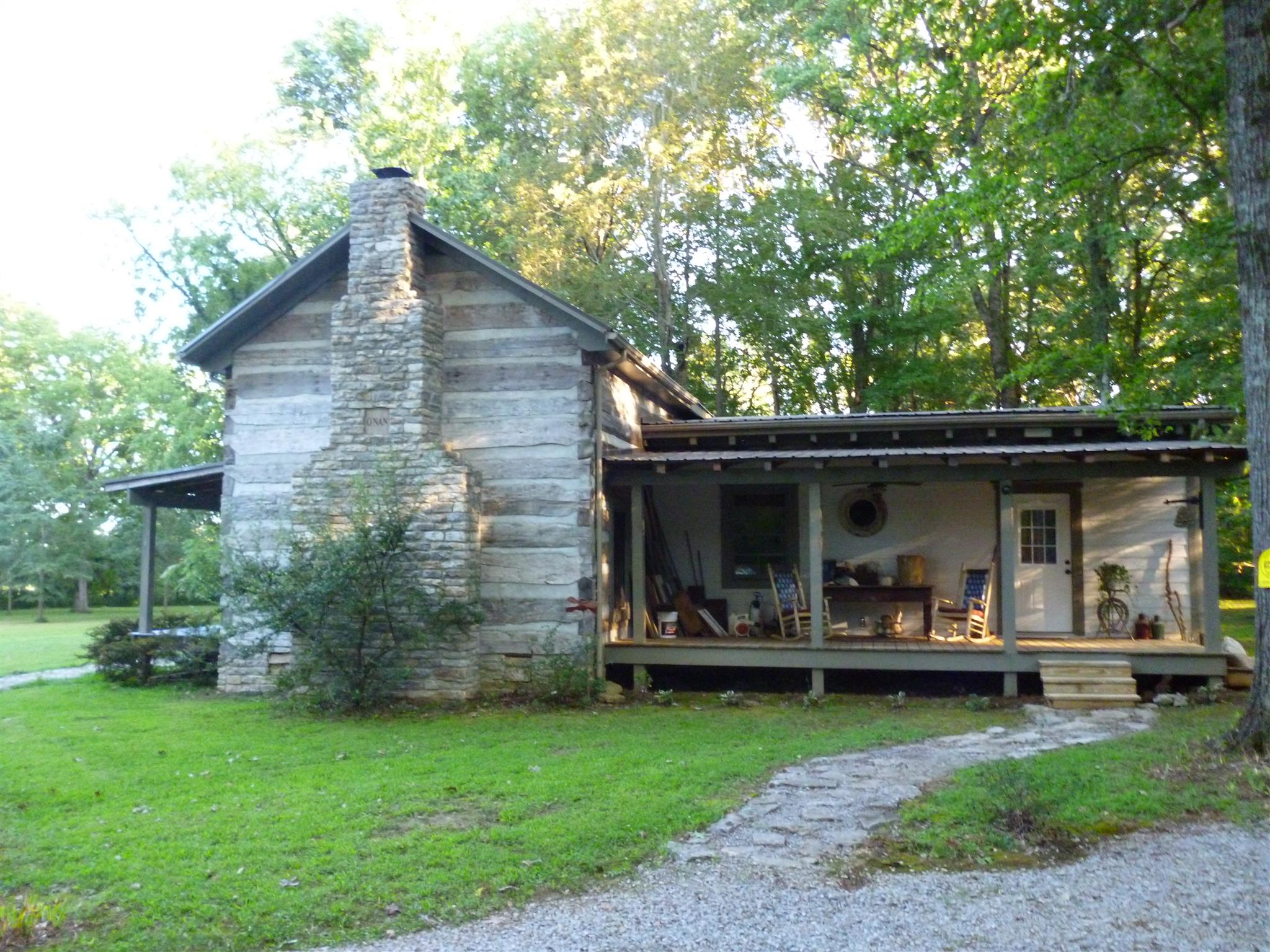 1903 Pickle Road Lewisburg, TN 37091 - Photo 4 of 25 Gallery Image 4