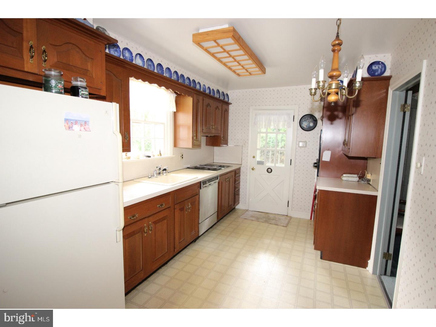 858 Valley View Road Flourtown, PA 19031 - Photo 12 of 25 Gallery Image 12
