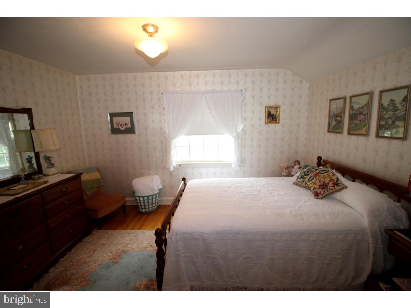858 Valley View Road Flourtown, PA 19031 - Photo 16 of 25 Gallery Image 16