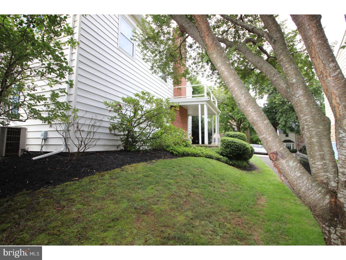 858 Valley View Road Flourtown, PA 19031 - Photo 4 of 25 Gallery Image 4