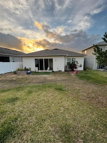 $2,400 | 362 Casa Verano Lane, Davenport, FL 33897