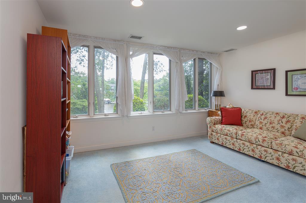 393 Valley Stream Road Severna Park, MD 21146 - Photo 22 of 25 Lower level Bedroom #2