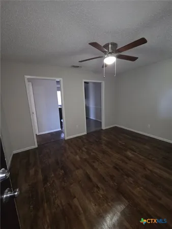 $795 | 4302 Lake Road, Killeen, TX 76543