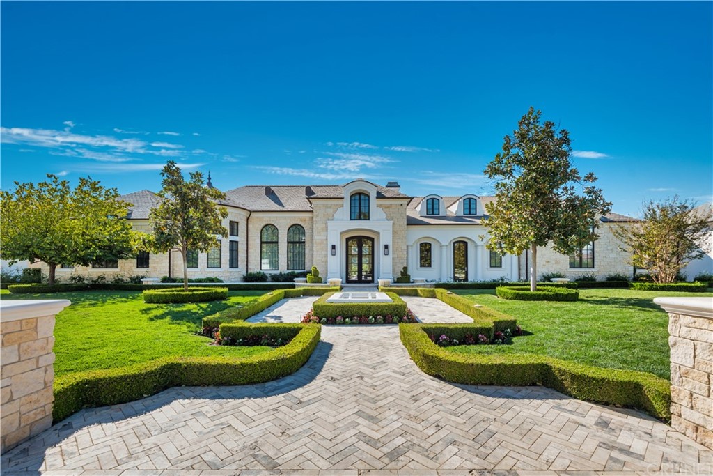 24100 Hidden Ridge Road Hidden Hills, CA 91302 - Photo 1 of 1 Gallery Image 1