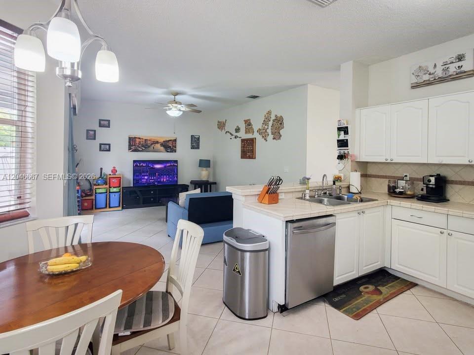 15751 Southwest 20th Street Miramar, FL 33027 - Photo 4 of 26