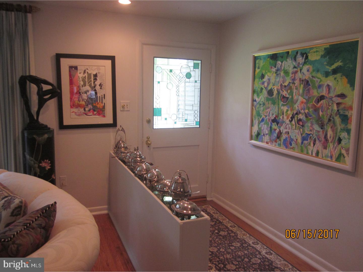 280 Deepdale Road Wayne, PA 19087 - Photo 5 of 25 Foyer