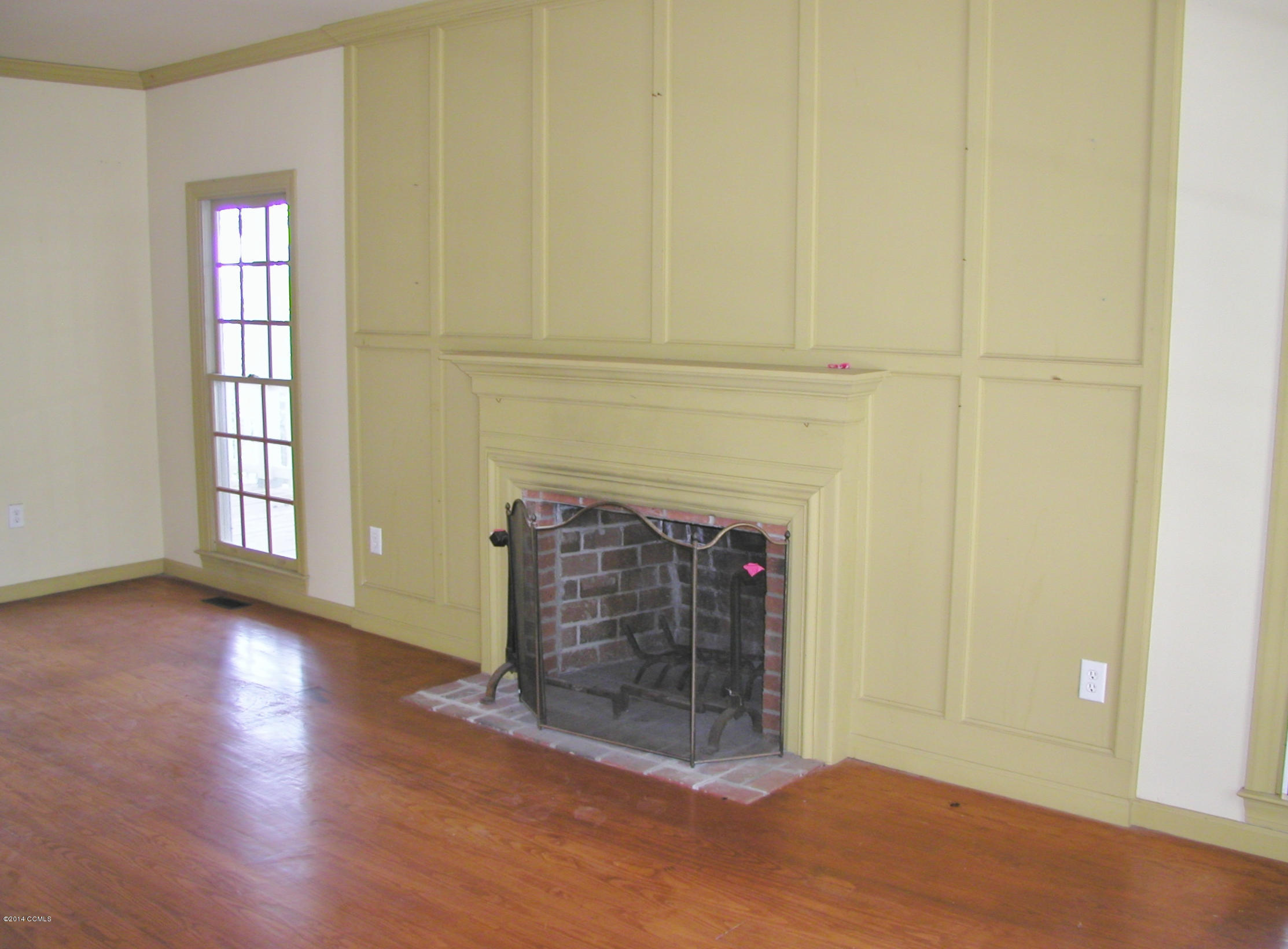 160 Thurman Road Beaufort, NC 28516 - Photo 13 of 20 Living Room