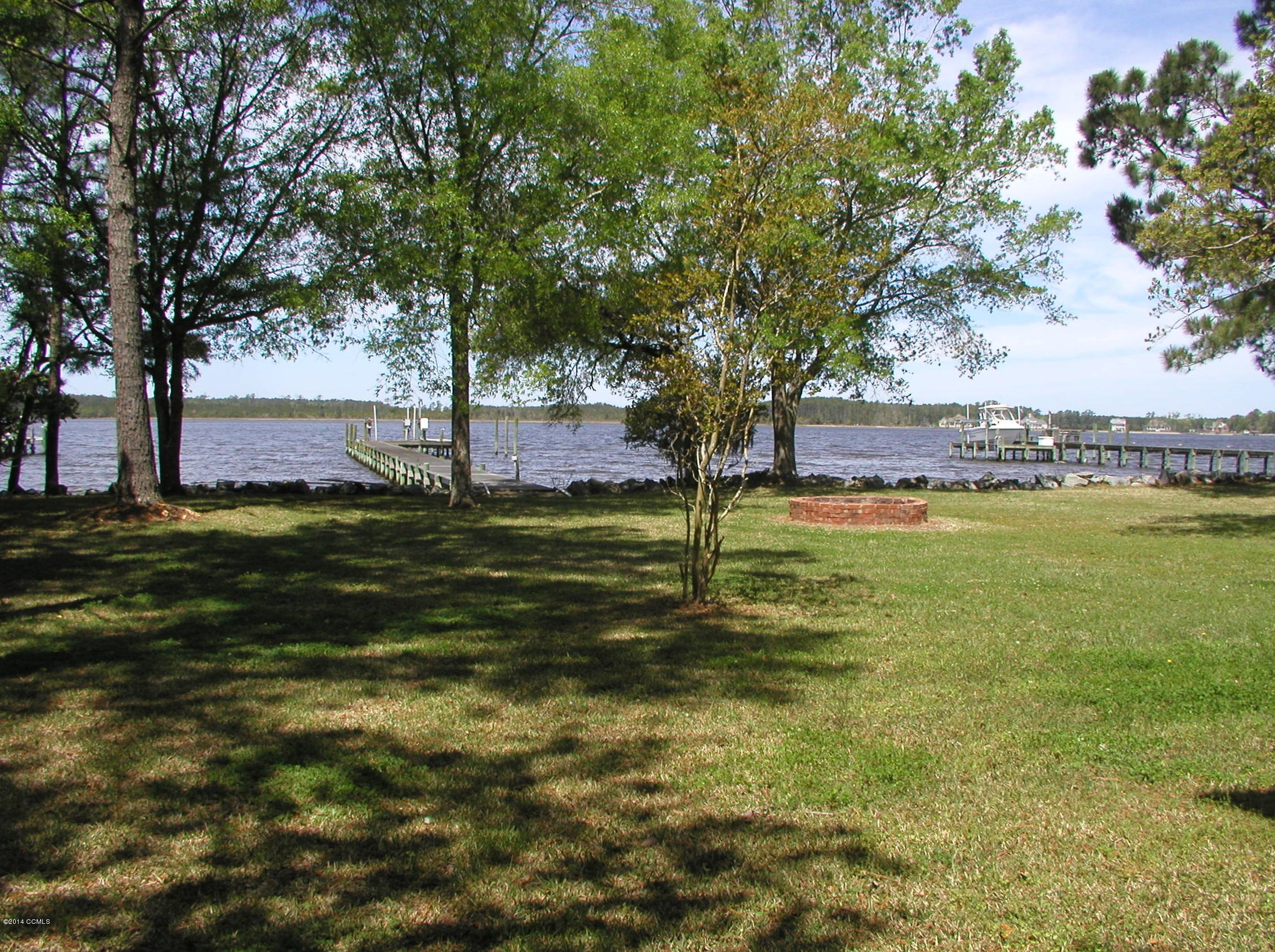 160 Thurman Road Beaufort, NC 28516 - Photo 9 of 20 View of ICW from Yard