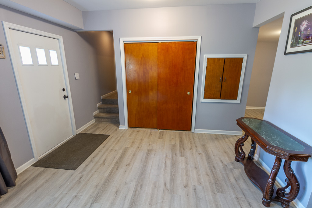 838 East Thompson Road Indianapolis, IN 46227 - Photo 14 of 38 Gallery Image 14