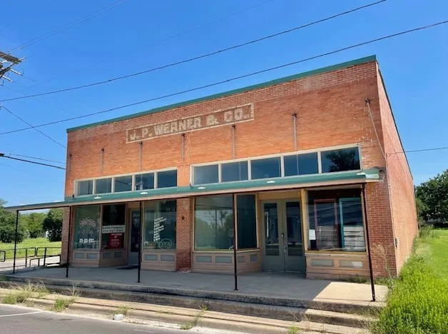 $1,850 | 412 West Batte Street, Unit B, Cameron, TX 76520