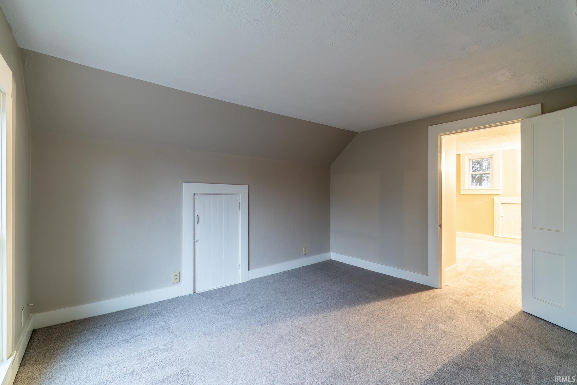 1405 Oneida Street Fort Wayne, IN 46805 - Photo 8 of 21