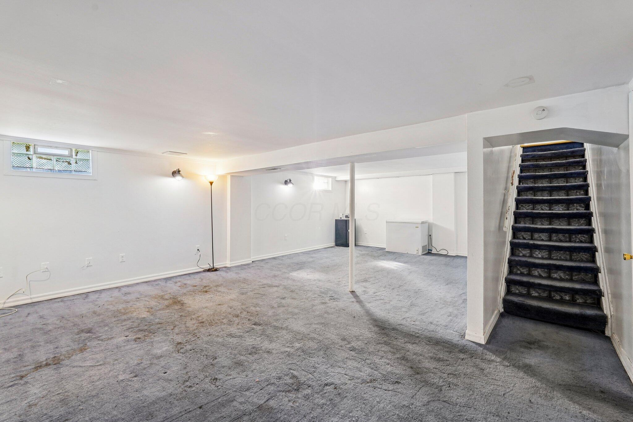 568 Glendora Road Columbus, OH 43207 - Photo 27 of 35 Finished Lower Level