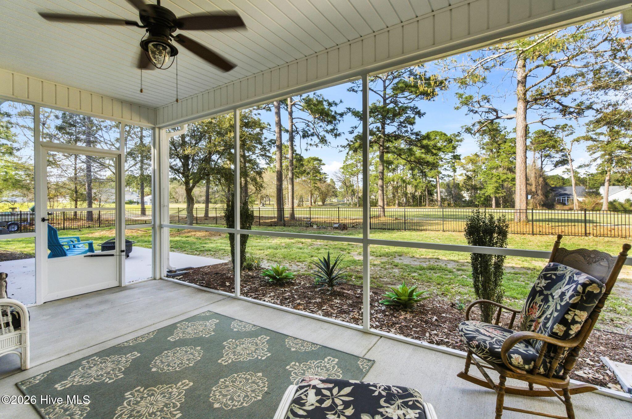 104 Divot Lane Hampstead, NC 28443 - Photo 40 of 54 104 Divot Ct