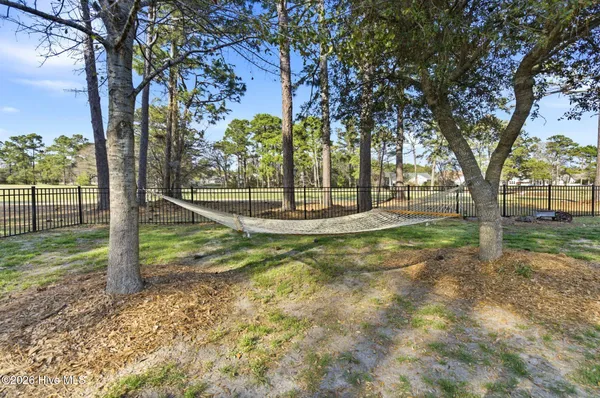 $495,000 | 104 Divot Lane, Hampstead, NC 28443