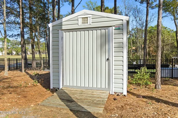 $495,000 | 104 Divot Lane, Hampstead, NC 28443