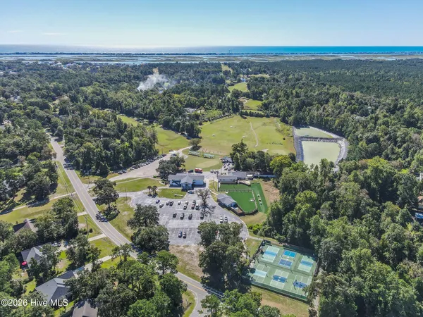 $495,000 | 104 Divot Lane, Hampstead, NC 28443