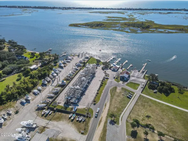 $495,000 | 104 Divot Lane, Hampstead, NC 28443