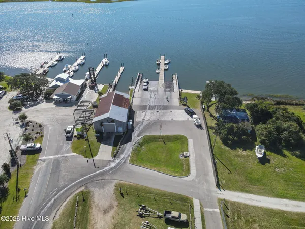 $495,000 | 104 Divot Lane, Hampstead, NC 28443