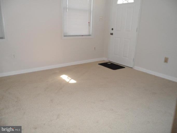 1835 Ray Leonard Road Hyattsville, MD 20785 - Photo 5 of 10 Entrance / Foyer