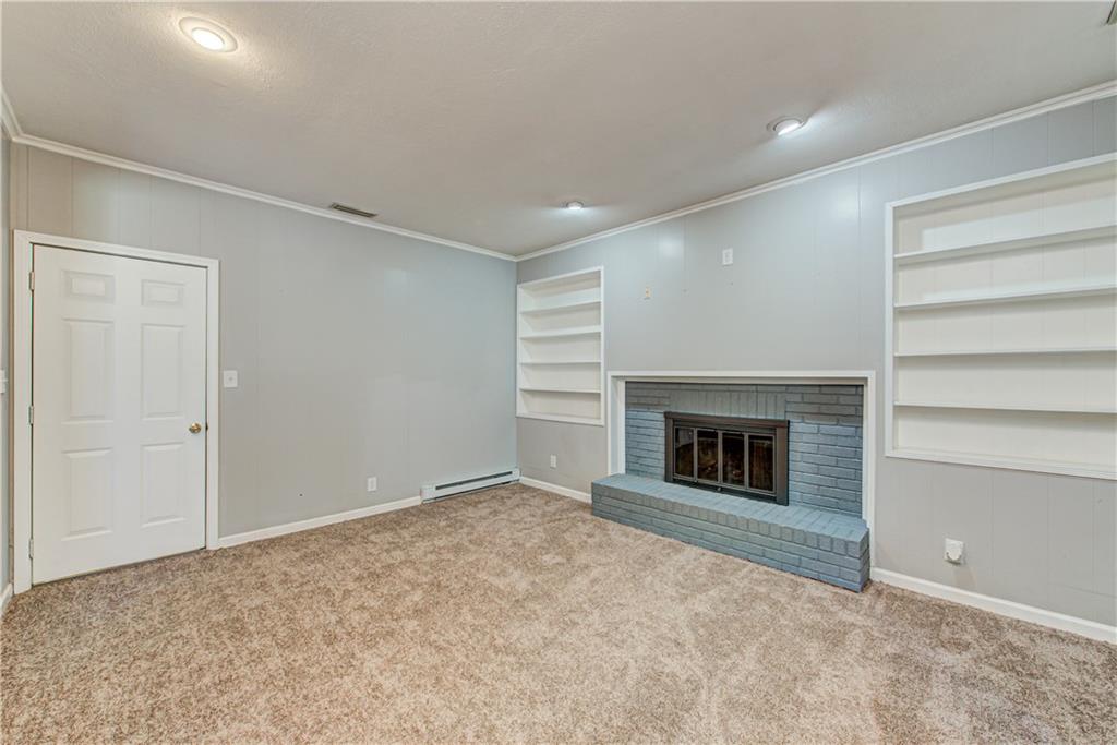 916 Burbank Road Indianapolis, IN 46219 - Photo 11 of 45 Gallery Image 11
