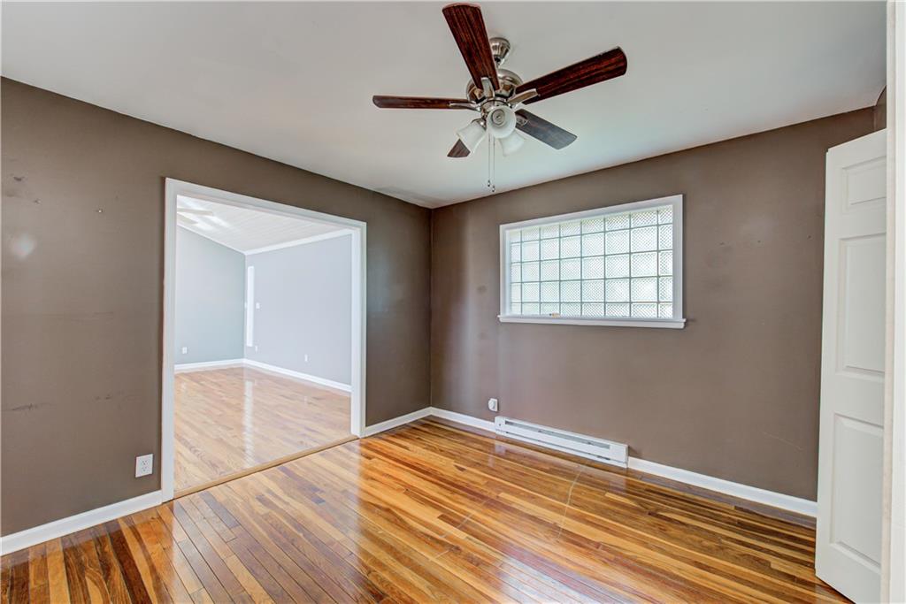 916 Burbank Road Indianapolis, IN 46219 - Photo 23 of 45 Gallery Image 23