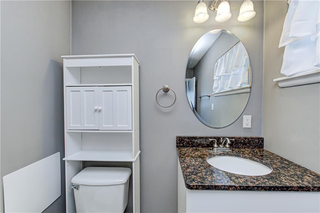 916 Burbank Road Indianapolis, IN 46219 - Photo 29 of 45 Gallery Image 29