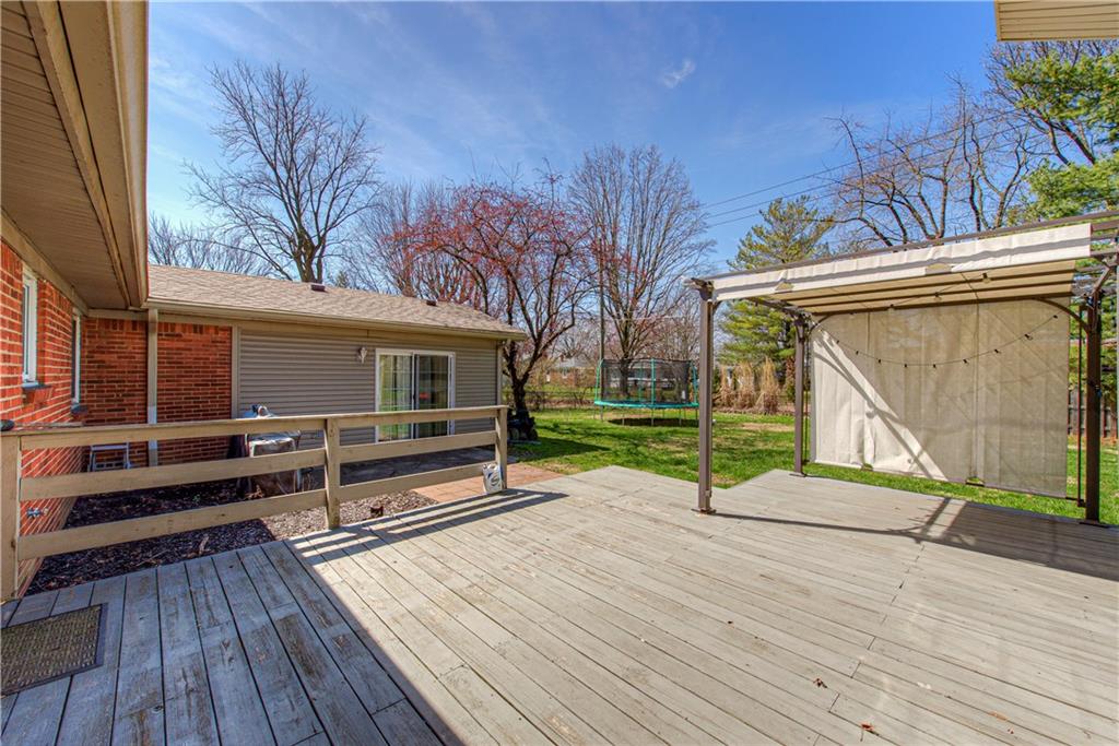 916 Burbank Road Indianapolis, IN 46219 - Photo 39 of 45 Gallery Image 39