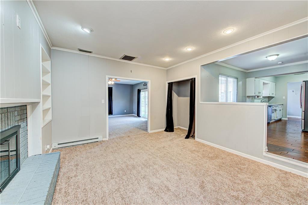 916 Burbank Road Indianapolis, IN 46219 - Photo 9 of 45 Gallery Image 9