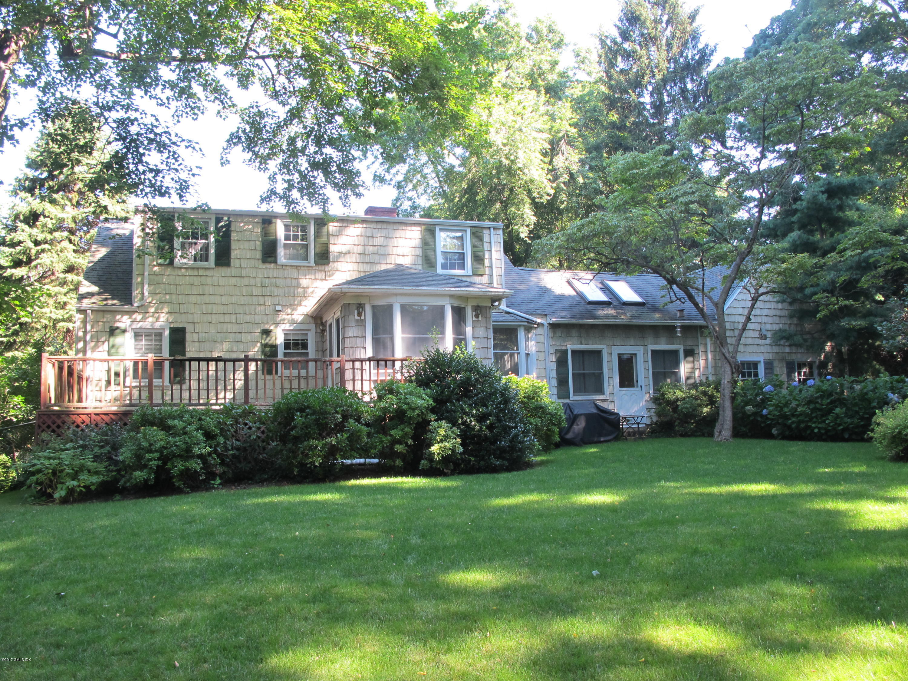 31 Pleasant Street Riverside, CT 06878 - Photo 3 of 21 IMG_2223