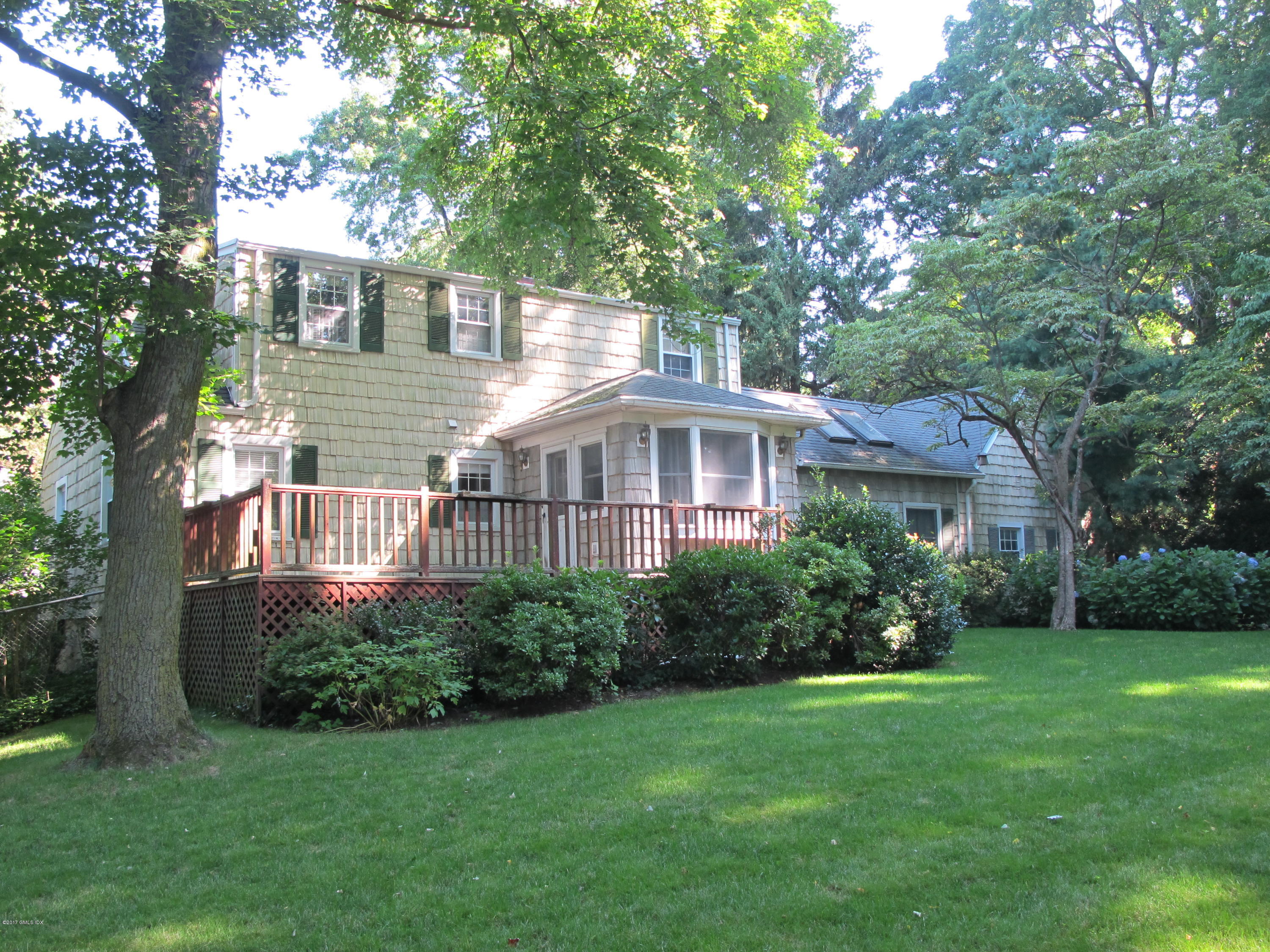 31 Pleasant Street Riverside, CT 06878 - Photo 4 of 21 IMG_2226
