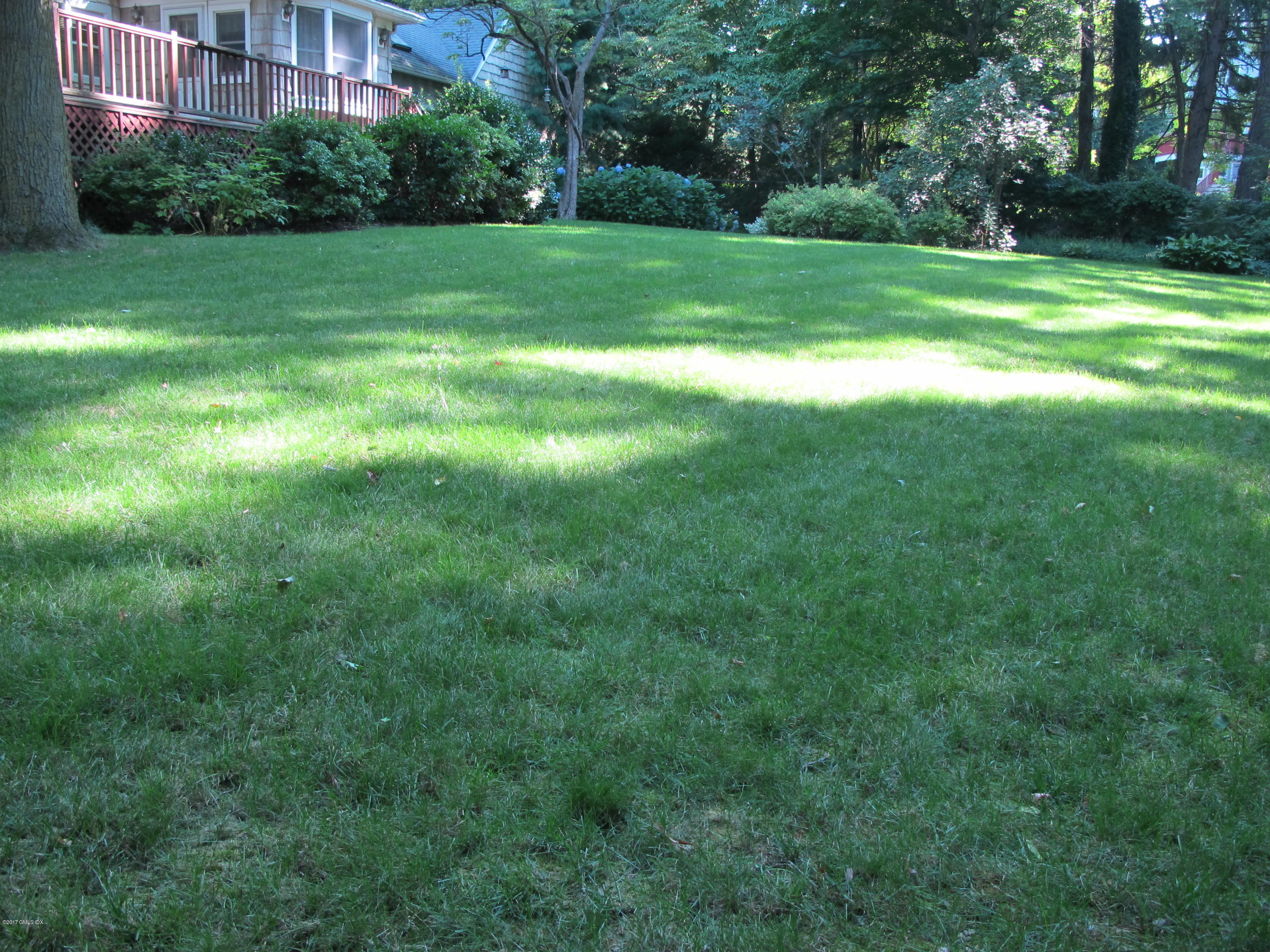 31 Pleasant Street Riverside, CT 06878 - Photo 5 of 21 IMG_2227