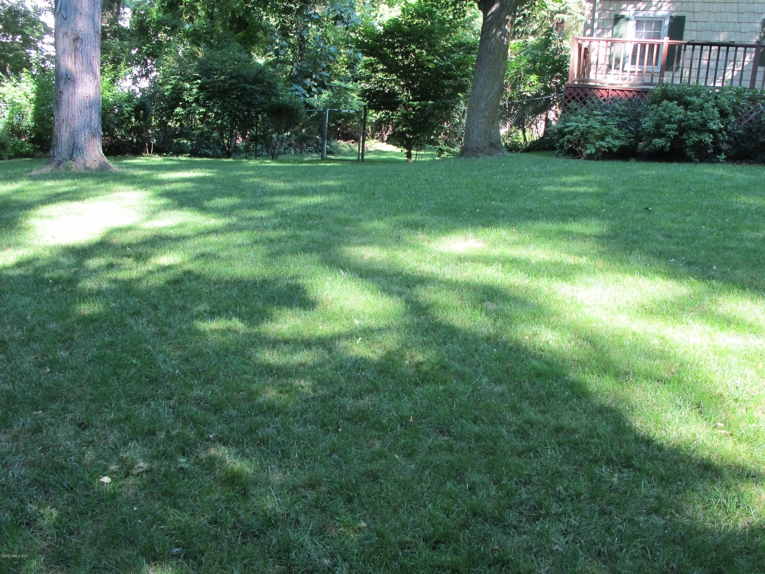 31 Pleasant Street Riverside, CT 06878 - Photo 8 of 21 IMG_2225
