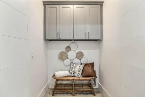 a view of utility room