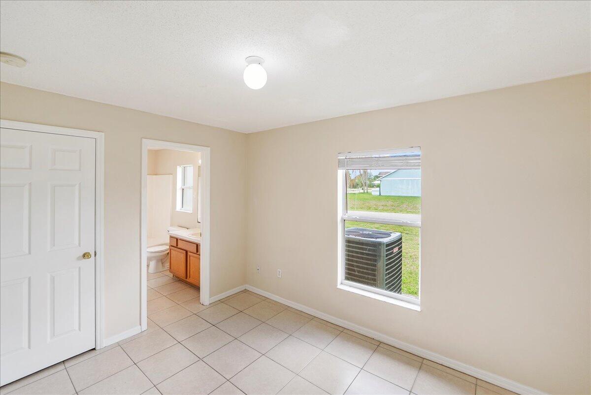 291 Southwest Covington Road Port St. Lucie, FL 34953 - Photo 20 of 27 03-DSC5396