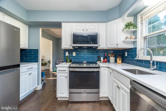 $720,000 | 34 Houk Road, Doylestown, PA 18901