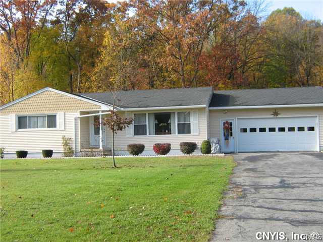 1679 County Rte 57 Volney, NY 13069 - Photo 1 of 1 Exterior Front