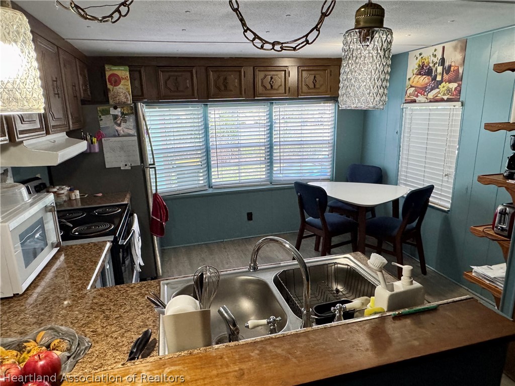 3401 Desoto City Road Sebring, FL 33870 - Photo 7 of 22 Gallery Image 7