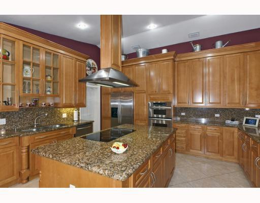 18901 Southwest 54th Place Southwest Ranches, FL 33332 - Photo 5 of 16 Kitchen