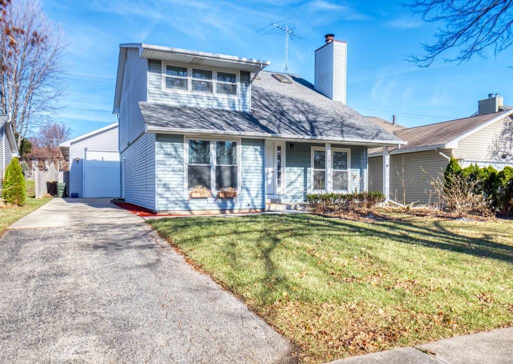 381 Pearson Circle Naperville, IL 60563 - Photo 1 of 43 a view of a house with swimming pool and a porch
